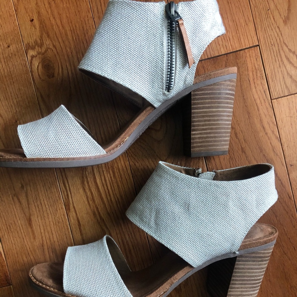TOMS Majorca Block Heel Sandal